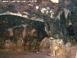 Oratorio visigodo de Valdecanales. Arco y pilar cuadrado de la nave principal