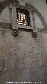 Baslica de San Ildefonso. Capilla de la Virgen de la Capilla. Ventana de la Capilla de la Virgen 1680