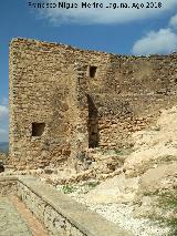 Castillo de Baeres. Muralla