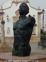 Escultura ngel con alas y sexo. Escultura