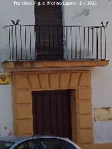 Casa de la Iglesia. Balcn y portada