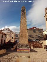 Monolito de la Plaza de la Iglesia. 