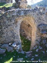 Castillo de Otiar. Aljibe. Puerta del aljibe
