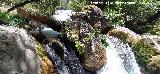 R�o Aguasmulas. Con la pantaneta al fondo