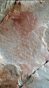 Pinturas rupestres de la Cueva de la Mina. Antropomorfo halteriforme superior de la derecha