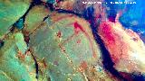 Pinturas rupestres de la Cueva de la Mina. Tratada con Dstretch