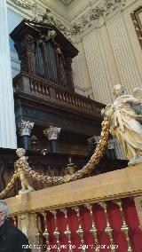 Catedral-Baslica del Pilar. rgano izquierdo del Coreto de la Virgen