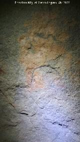 Dolmen de Soto. Petroglifo XVI. Posibles restos de pintura roja