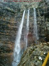 Sendero del Nacimiento. Mirador de la Cascada de Ro Mundo