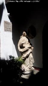 Catedral de Granada. Sacrista. Estatua del patio