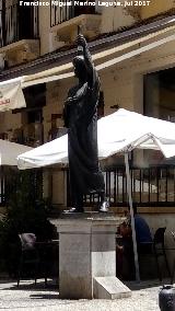 Monumento a Yehuda Ibn Tibon. 
