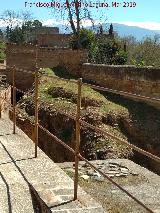 Alhambra. Torre de los Abencerrajes. Torre y muralla