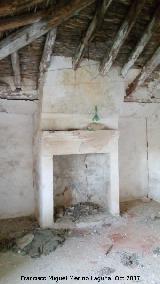Cortijo de la Encinilla. Chimenea