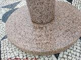 Monumento a Don Luis I. Base con inscripcin