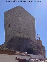 Castillo de Olvera. Desde la Plaza de la Iglesia