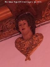 Santuario de los Remedios. Una de las m�nsulas de busto del patio