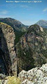 Piedra del Palo. Vistas hacia el Puerto de las Corbeteras