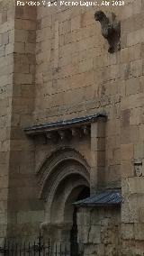 Iglesia de San Julin y Santa Basilisa. 