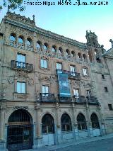 Edificio del Centro Documental de la Memoria Histrica. Fachada