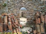 Castillo de la Coracera. Muralla. Puerta del habitculo de una torre esquinera