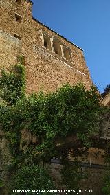 Acueducto del Molino Alto. Con la iglesia detrs