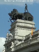 Edificio de las Cuadrigas. 