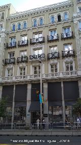 Edificio de la Gran Va n 9. 