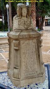 Monumento a la Dama de Elche. 