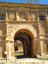 Monasterio de Piedra. Palacio Abacial. Portada