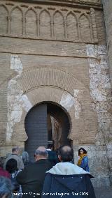 Aljafera. Puerta de Acceso. 