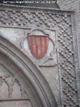 Aljafera. Iglesia de San Martn. Escudo derecho