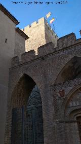 Aljafera. Torre del Trobador. 