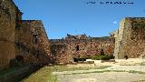 Castillo de los Guzmanes. Plaza de Armas. 