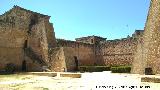 Castillo de los Guzmanes. Plaza de Armas. Desde la entrada a la Torre del Homenaje