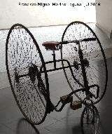 Triciclo. Ciudad de las Ciencias - Valencia