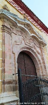 Iglesia de Santa Ana. Portada lateral