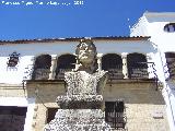 Monumento a Alonso de Vandelvira. Busto