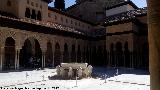 Alhambra. Patio de los Leones. 