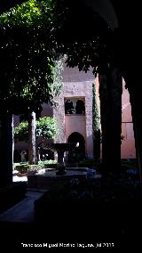 Alhambra. Patio de Lindaraja. 