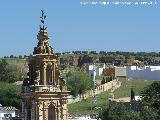 Iglesia de la Merced. Campanario con las Canteras al fondo