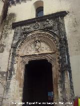 Iglesia de San Mateo. Portada de San Miguel