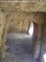 Dolmen IV. Desde el corredor la cmara