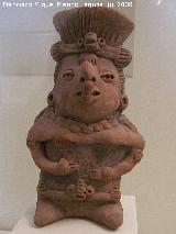 Museo de Arte Precolombino Felipe Orlando. Figura sentada. Cultura Remojadas. 400 a.C. - 200 d.C.