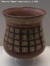 Museo de Arte Precolombino Felipe Orlando. Vasija Nasca. 100 - 700 d.C.