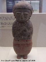 Museo de Arte Precolombino Felipe Orlando. Ocarina con forma femenina. Cultura Baha. 500 a.C - 500 d.C.