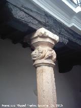 Palacio de Mondragn. Capitel