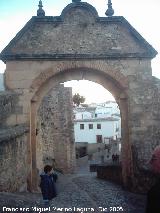 Puerta de Felipe V. Intramuros