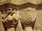 Iglesia de Labros. Capiteles