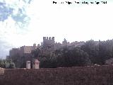 Murallas de Sigenza. Torren almenado