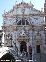 Iglesia de San Mois. 